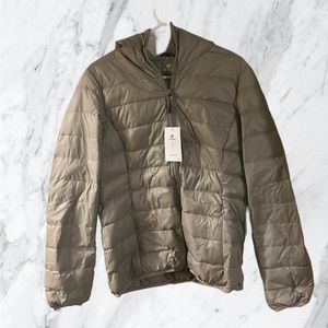 Fantiny vogue down jacket L can be stored in the bag it comes with it is so cool